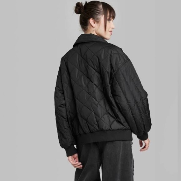 Women's Wild Fable Light Weight Quilted Winter Jacket Black in Color Size Medium - Picture 2 of 10